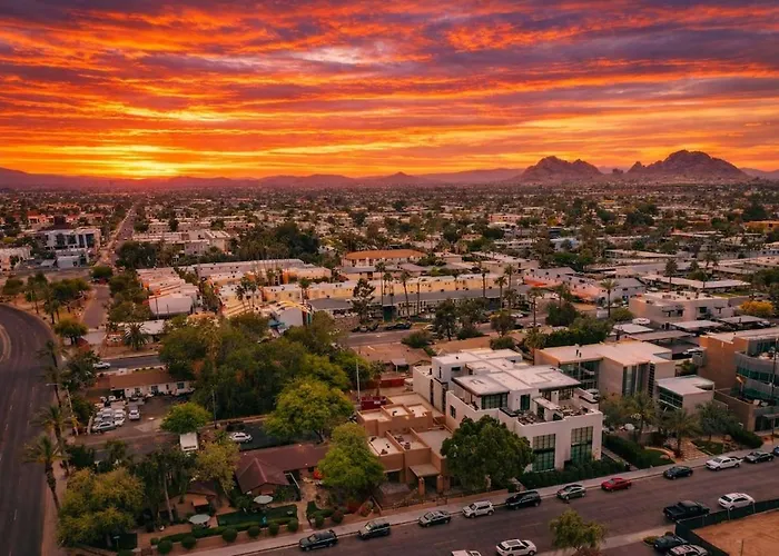 Dom wakacyjny Grapevine - In Old Town - Walk To Fashion Square Scottsdale